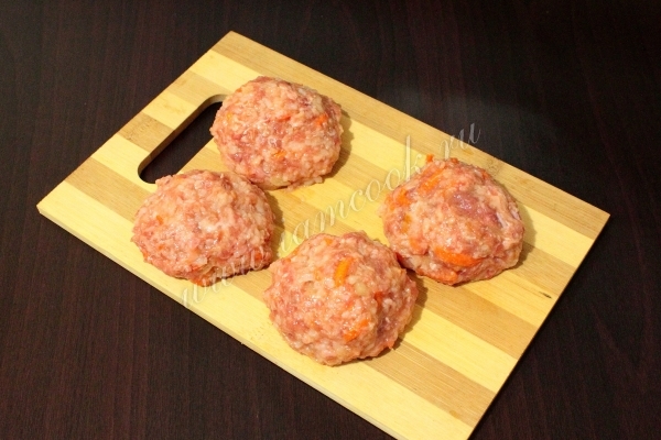 Слепить ежики