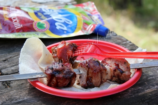 Свиной шашлык на лаваше