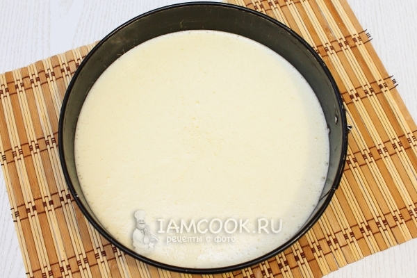 Тесто в разъёмной форме