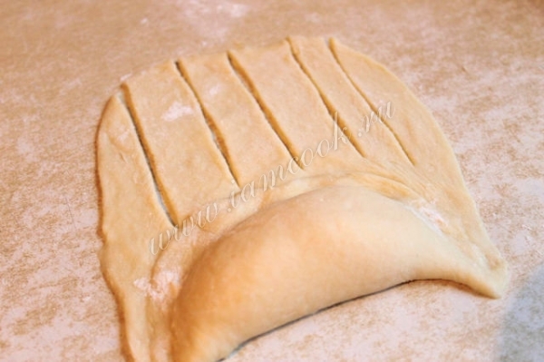 Завернуть французские булочки