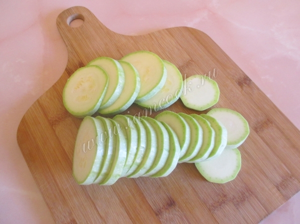 Кабачок кружками