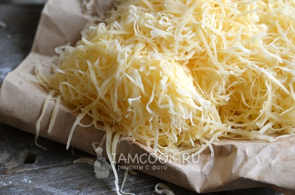 Натереть сыр