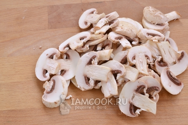 Порезать грибы