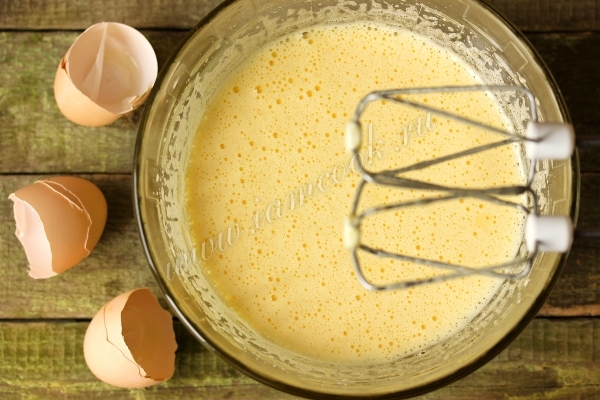 Яйца взбитые с сахаром
