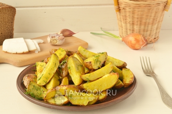 Картофель запеченный в духовке