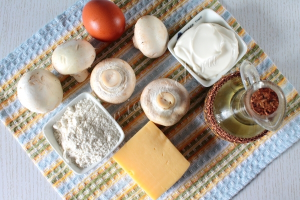 Ингредиенты для шампиньонов в кляре