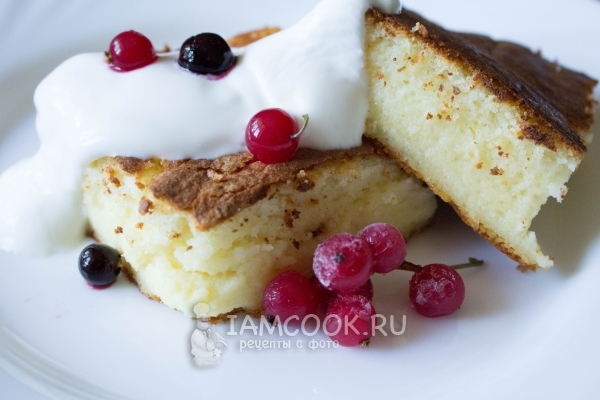 Готовая вкусная творожная запеканка с манкой