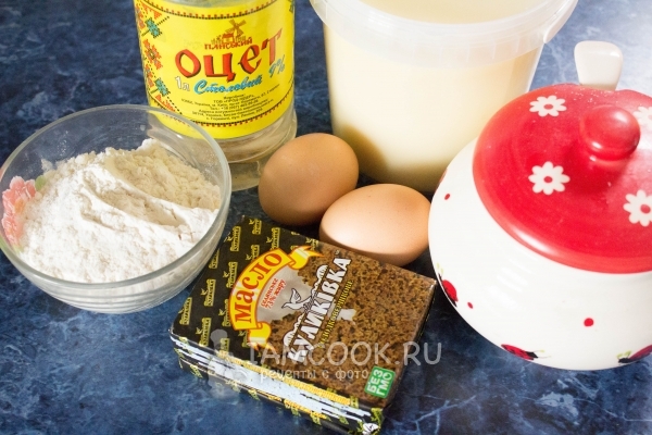 Ингредиенты для торта «Наполеон» со сгущенкой