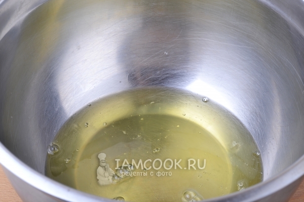 Отделить белки от желтков