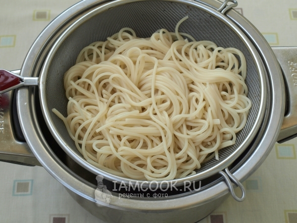 Отварить макароны