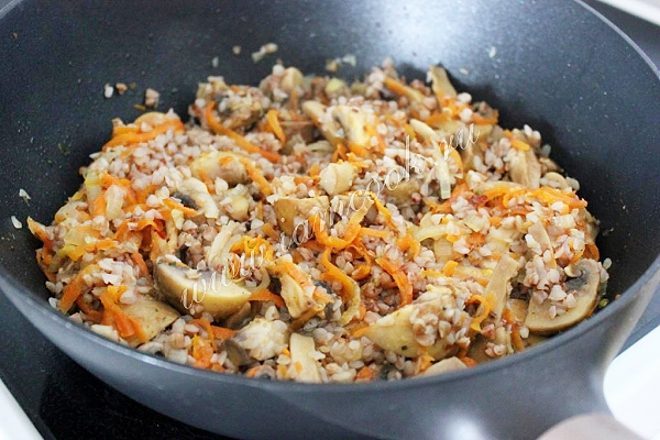 готовим гречку с грибами