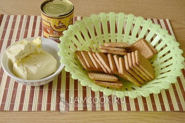 Ингредиенты для торта из печенья и сгущенки