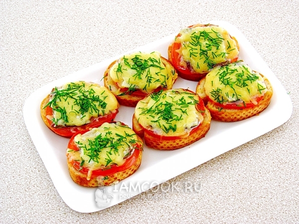 Тартинки с помидоров