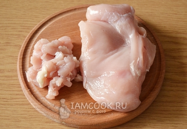 Порезать куриную грудку