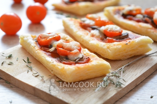 Слоеные мини пиццы