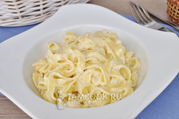 Рецепт фетучини в сливочном соусе