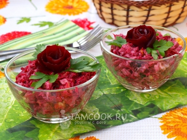 Рецепт салата с черносливом и грецкими орехами