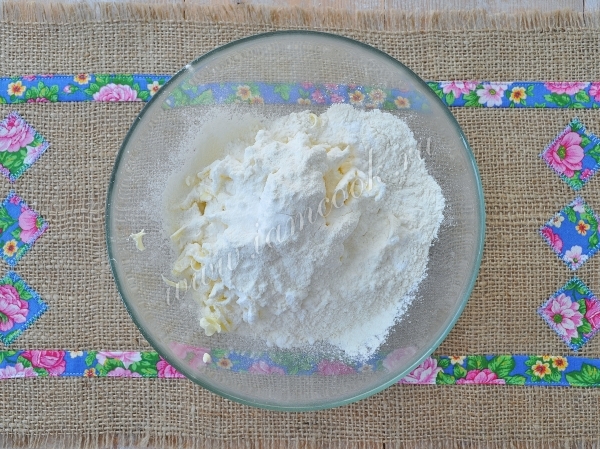 Мука и сахарная пудра