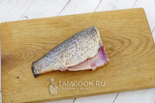 Почистить рыбу