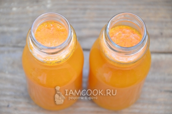 Разлить сок по банкам