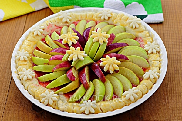 Украсить цветочками из теста