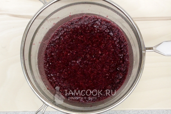 Процедить морс