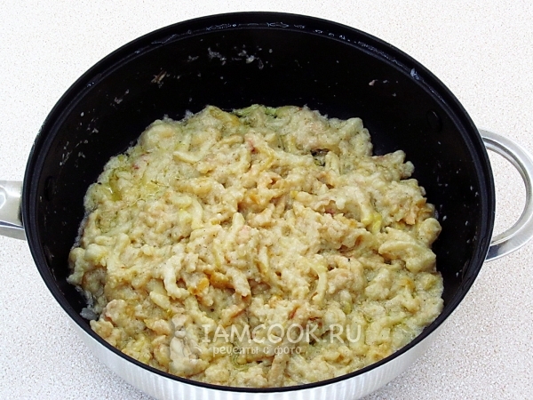 Готовые кальмары, тушенные в молоке