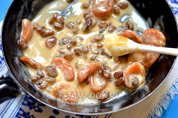 Перемешать сладкую начинку