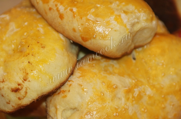 Пирожки с курицей и грибами