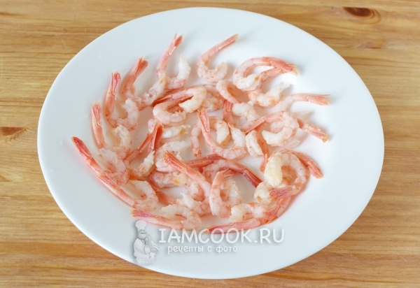 Почистить креветки