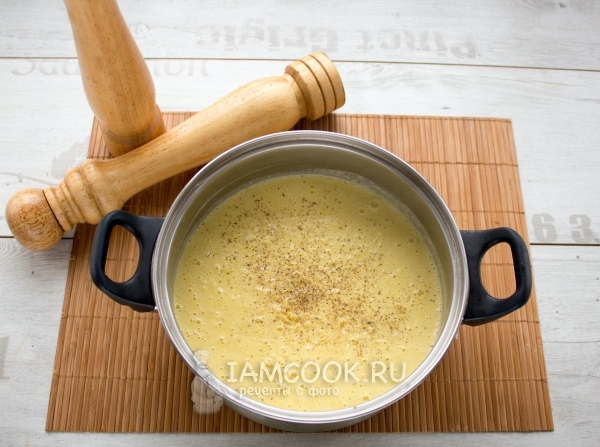 Всыпать соль и перец