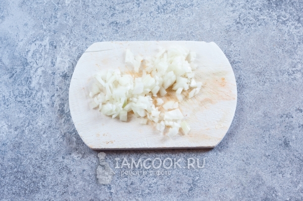 Нарезать лук