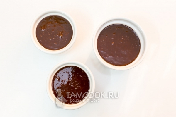 Фото шоколадно-ореховой массы в формах