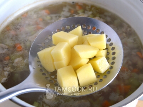 Добавить картофель