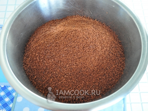 Измельчить бисквит