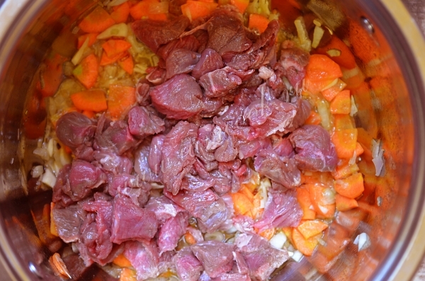 Добавить мясо