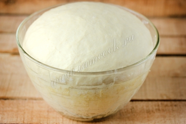 Готовое тесто на молоке, фото