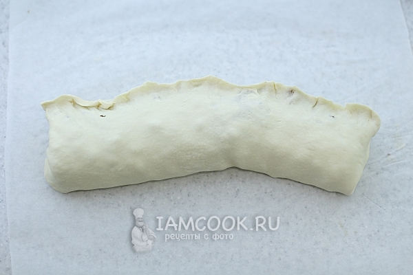 Свернуть в рулет и защипнуть края