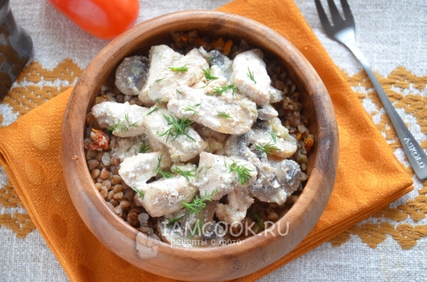 Рецепт курицы с грибами в сметанном соусе