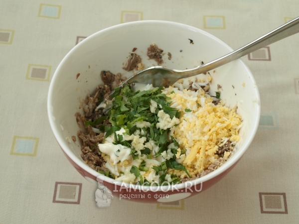 Яйцо и зелень