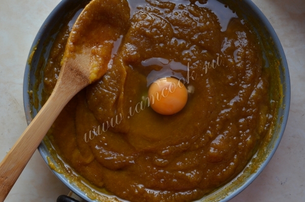 Добавить яйцо