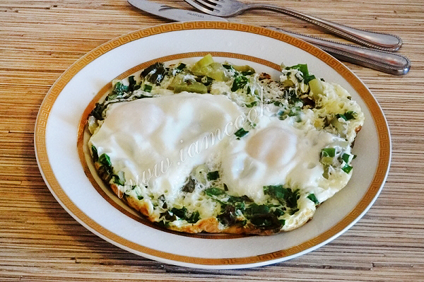 Весенний омлет с щавелем