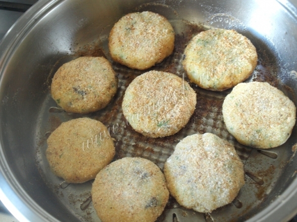 Обжарка картофельных котлет