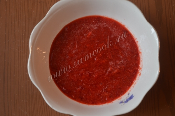 Клубничное пюре