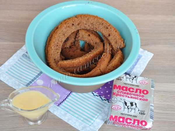 Обрезки коржа