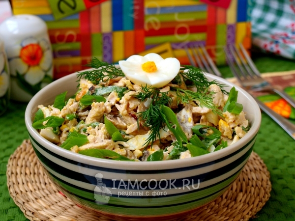 Рецепт салата «Сказка» с курицей и грибами