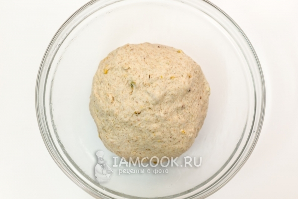 Тесто для пшенично ржаного хлеба с орехами