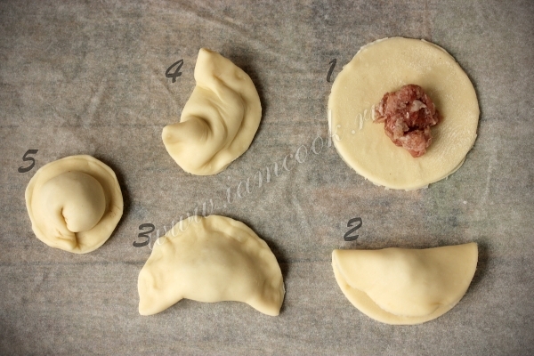 Заворачиваем пельмень