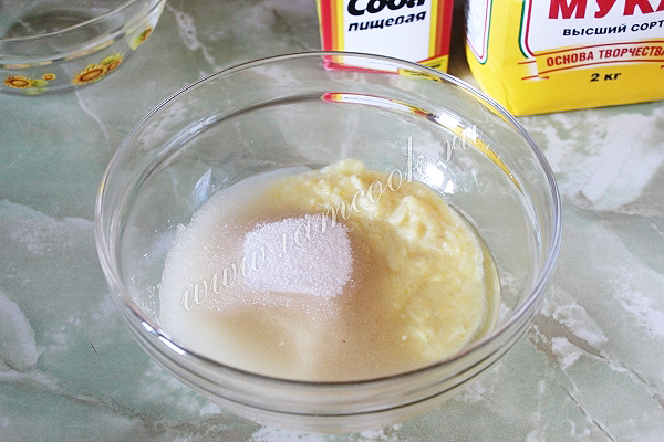 Готовим тесто для лимонного печенья