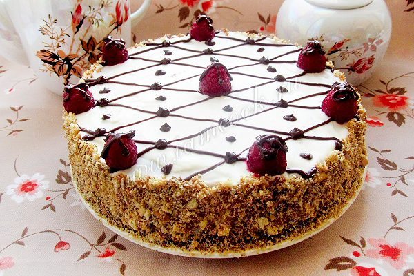 Малиновый торт с кремом, рецепт